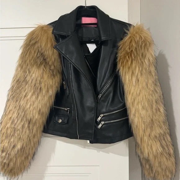 Azalea Wang Fur Moto Hybrid Jacket - Picture 4 of 4